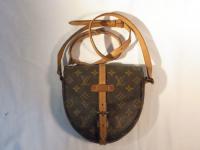 LOUIS VUITTON モノグラム ショルダーバック　289