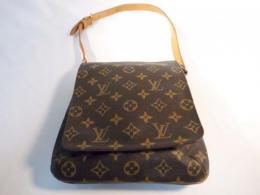 LOUIS VUITTON モノグラム ショルダーバック　090